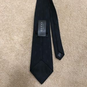 Gucci Silk and Wool tie